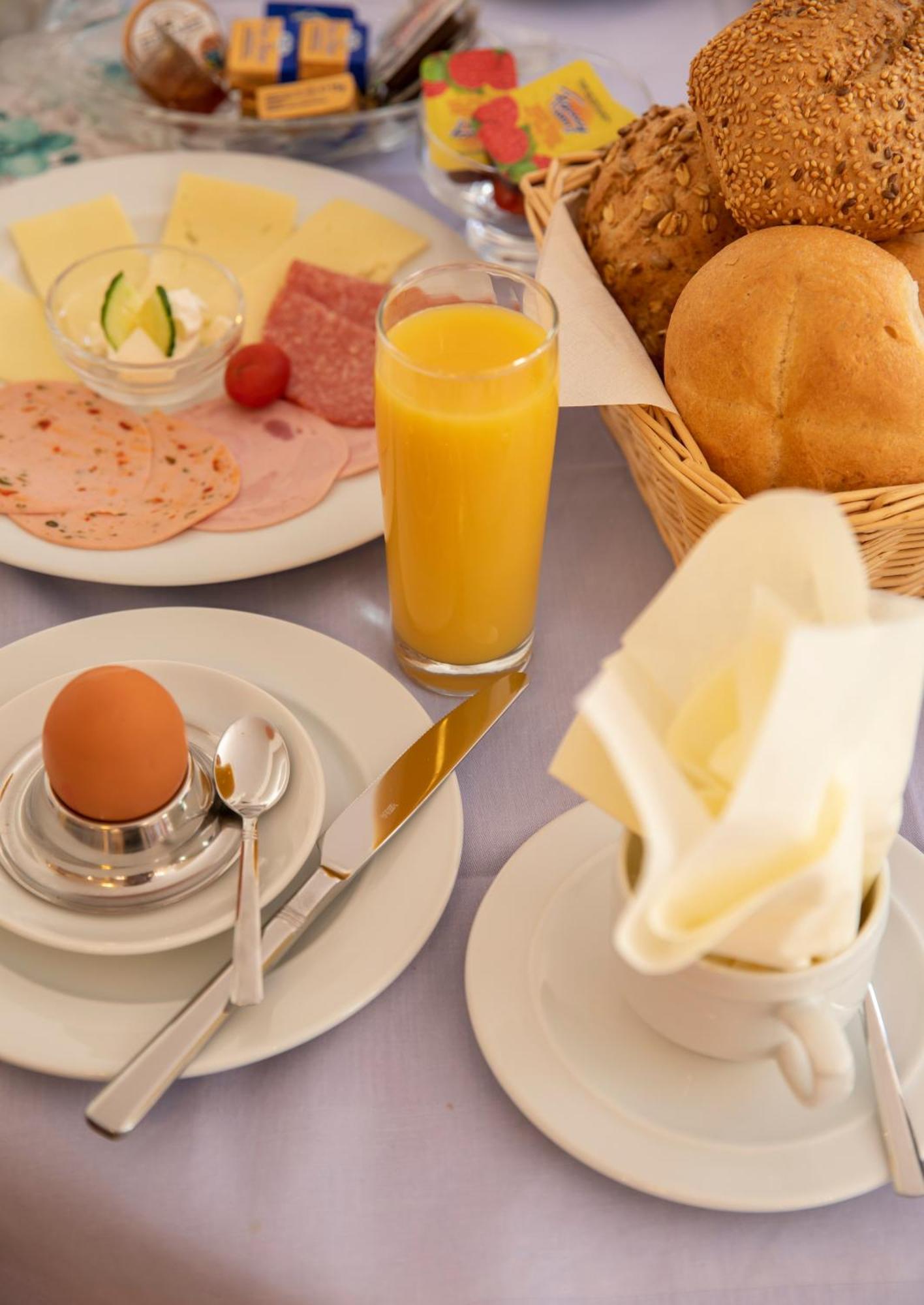 Pension Demmel, Bed & Breakfast Bruckmühl Dış mekan fotoğraf