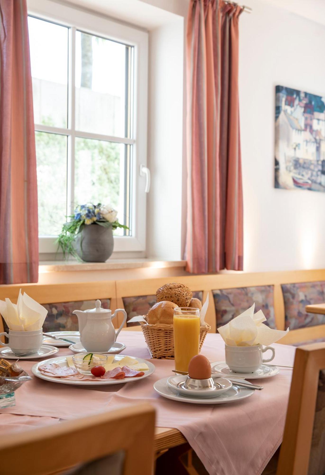 Pension Demmel, Bed & Breakfast Bruckmühl Dış mekan fotoğraf